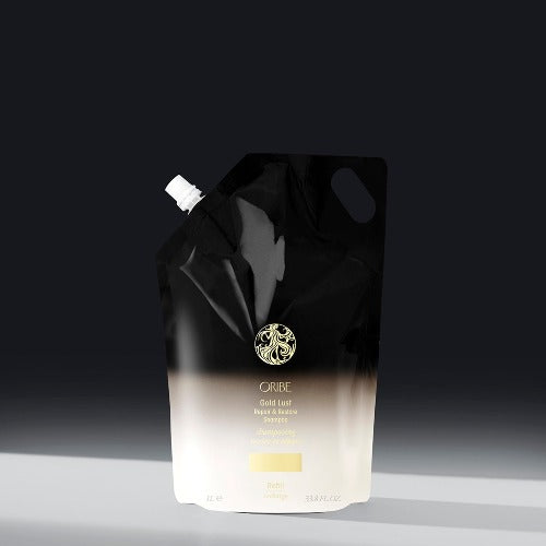 Oribe Gold Lust Shampoo / Shampoing remplissable de la Boutique Flair, boutique de produits pour cheveux et salon de coiffure à Blainville. Ils offrent des produits tels que des shampoings sans sulfate, des masques capillaires, des gels douche, des après-shampoings. Ils sont non seulement certifiés par Bellami, mais ils offrent également des produits de plusieurs autres marques telles que Oribe Canada, T3, Iles Formula, QiQi, et bien d'autres !